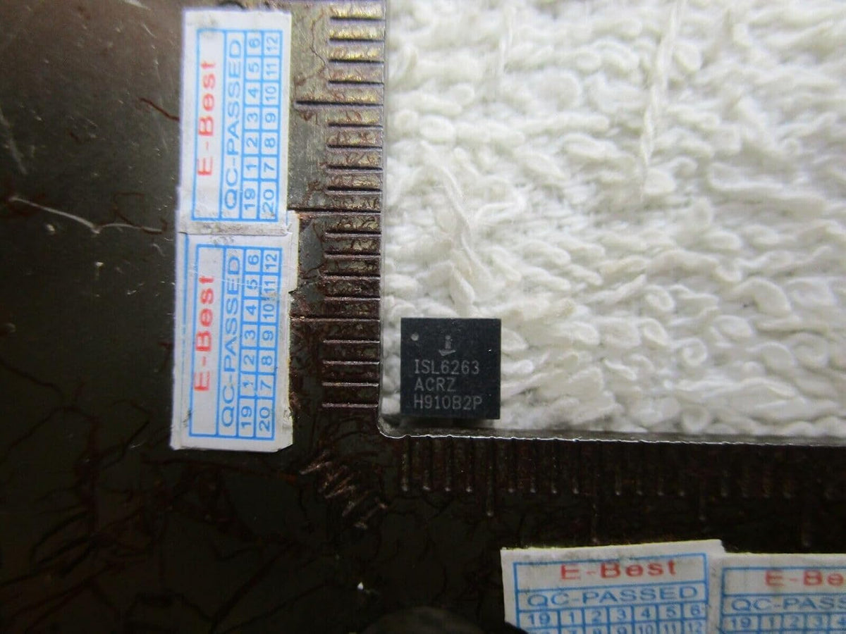 ya 16 10.20 baidi 5X is 263 ISL62G3 ISL6263A ISL6263AC ISL6263ACR ISL6263 ACRZ ISL6263ACRZ QFN32 -