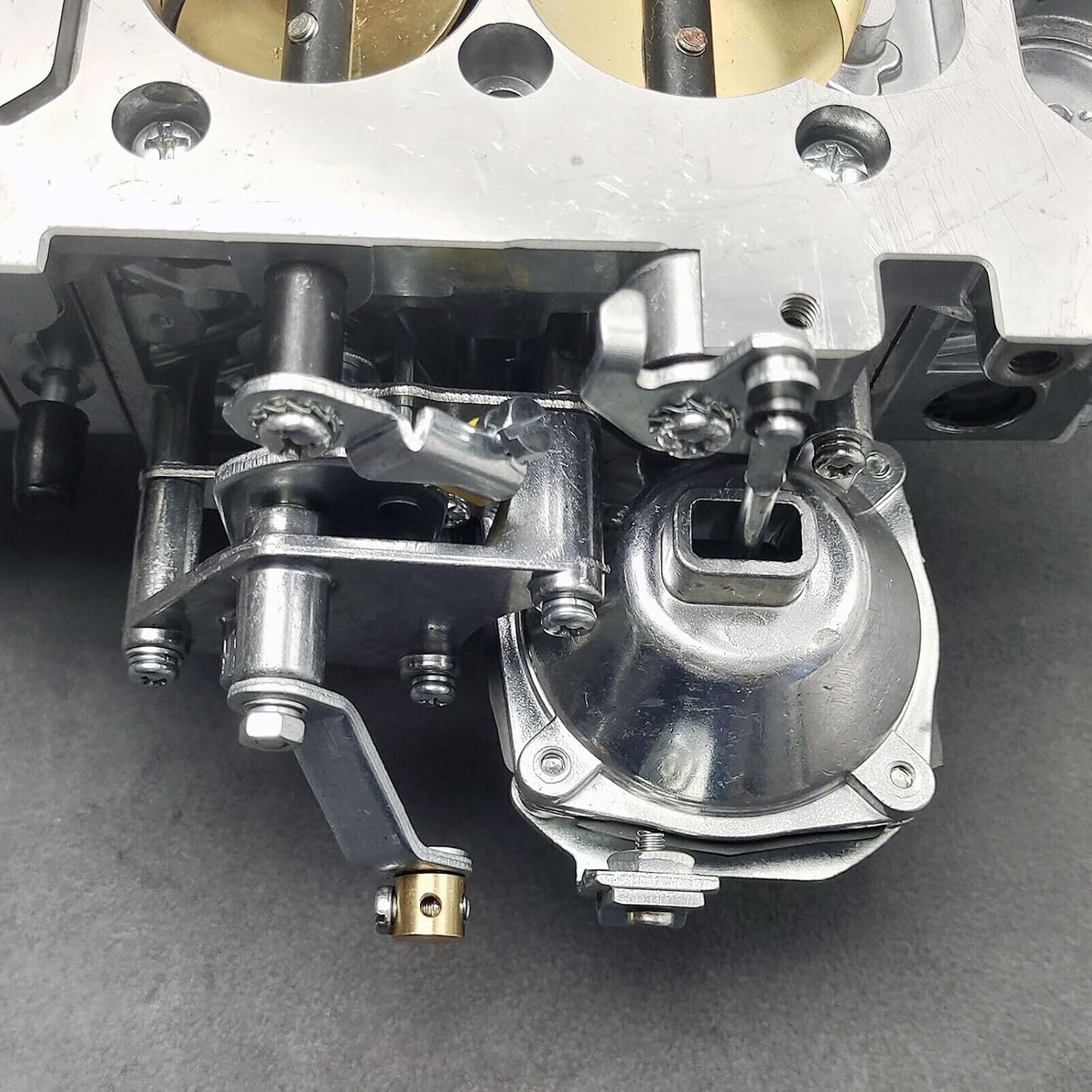 ya 2 8.15 New 0-3310S Carburetor 750 CFM 4-Barrel Manual Choke Vacuum Secondary