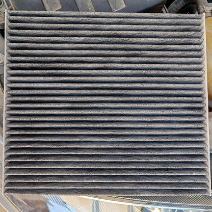 ya 11 9.14 zhengce Cabin air conditioning air filter suitable for Chrysler 200 2015-2017 for J