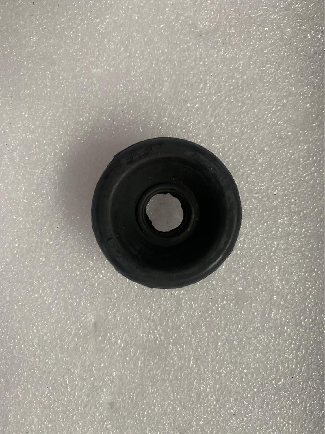 ya 4 8.14 Rear Shock Absorber Bushing OE 51631-SV7-004