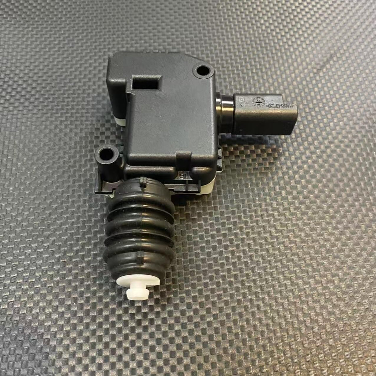 ya 4 8.10 Electric Trunk Lock Motor for Smart Fortwo 451 09-14