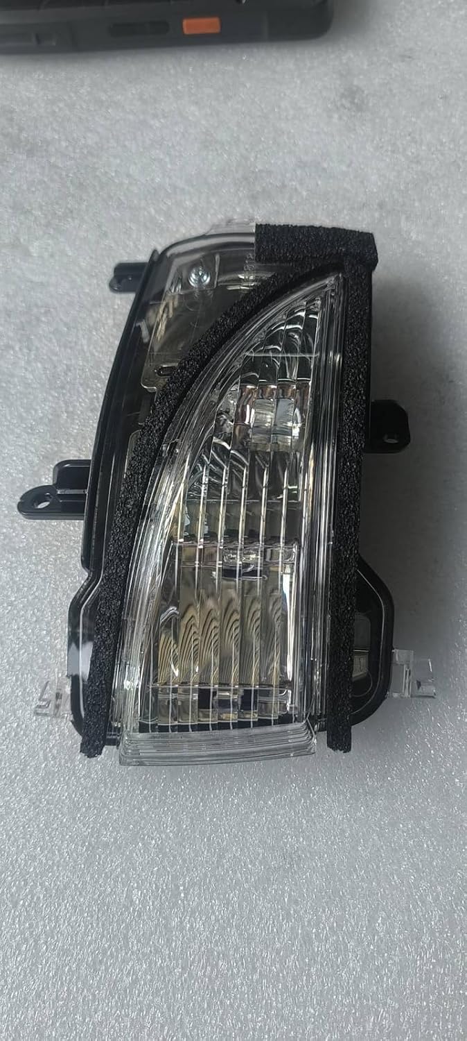 ya 6 8.14 Turn Signal Lamp for Nissan 26160-1LA1A 261601LA1A