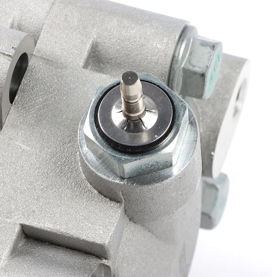 ya 4 8.10 OE 49100-65J00 Power Steering Pump for Suzuki Grand Vitara II JT 2.0 J20A 05/10