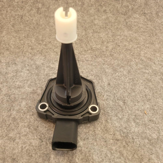 ya 5 8.10 Engine Oil Level Sensor for Audi A3 A4 A5 A6 A7 A8 Q5 Q7 RS4 RS5 03-16