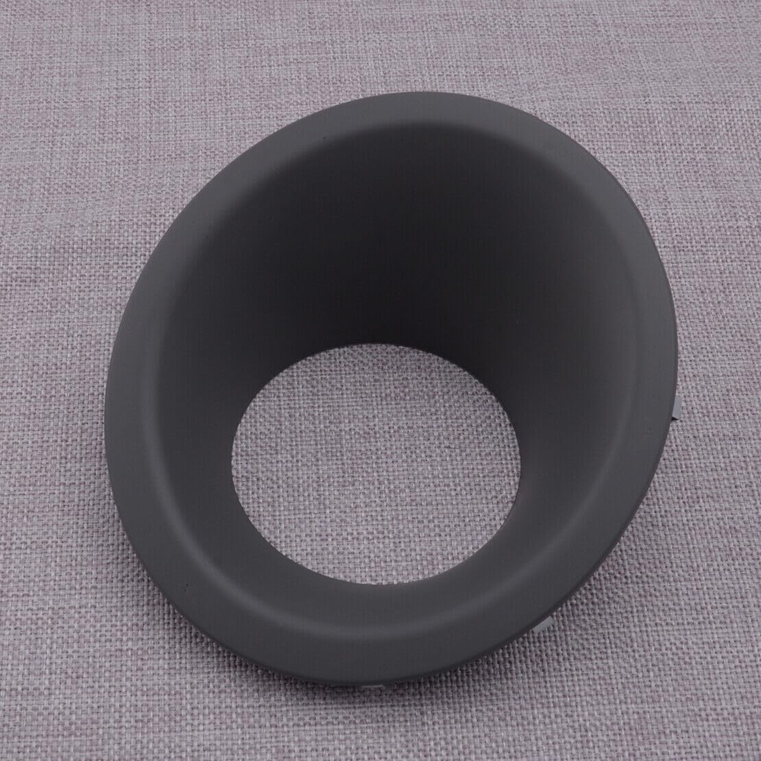 ya 4 8.14 Left front bumper fog lamp bezel protective cover suitable for Land Rover LR4 LR015461 @
