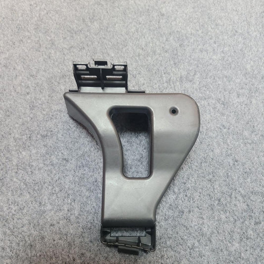 ya 4 8.8.2 Bumper bracket rear right for Smart Fortwo 451 07-14