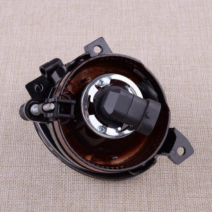 ya 4 8.24 baidi L & R front fog light for Mercedes-Benz Sprinter W906 2500/3500 2014-18