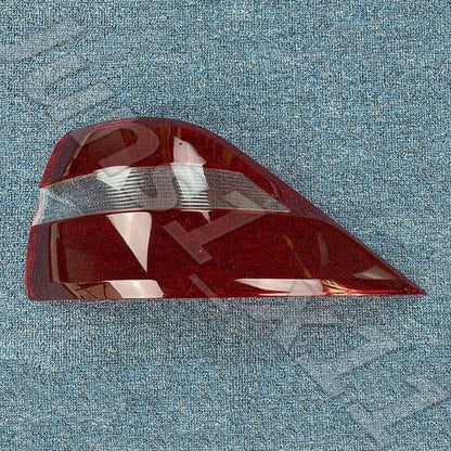 ya 4 8.14 Mercedes W166 ML 2012-2015 Right Outer Tail Light Lens Replacement Housing 