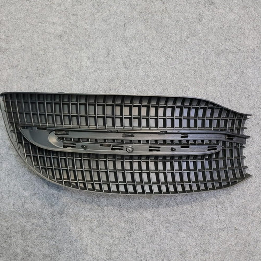 ya 4 8.8.2 Front bumper grille for Mercedes-Benz S-Class W222 2018-2020