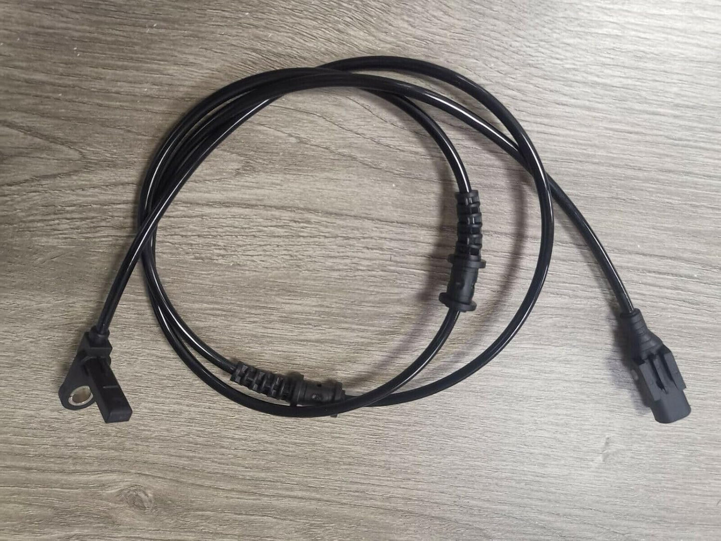 ya 2 8.15 OE A4479053402 for Mercedes-Benz W447 V-Class VITO Front ABS Speed Sensor 