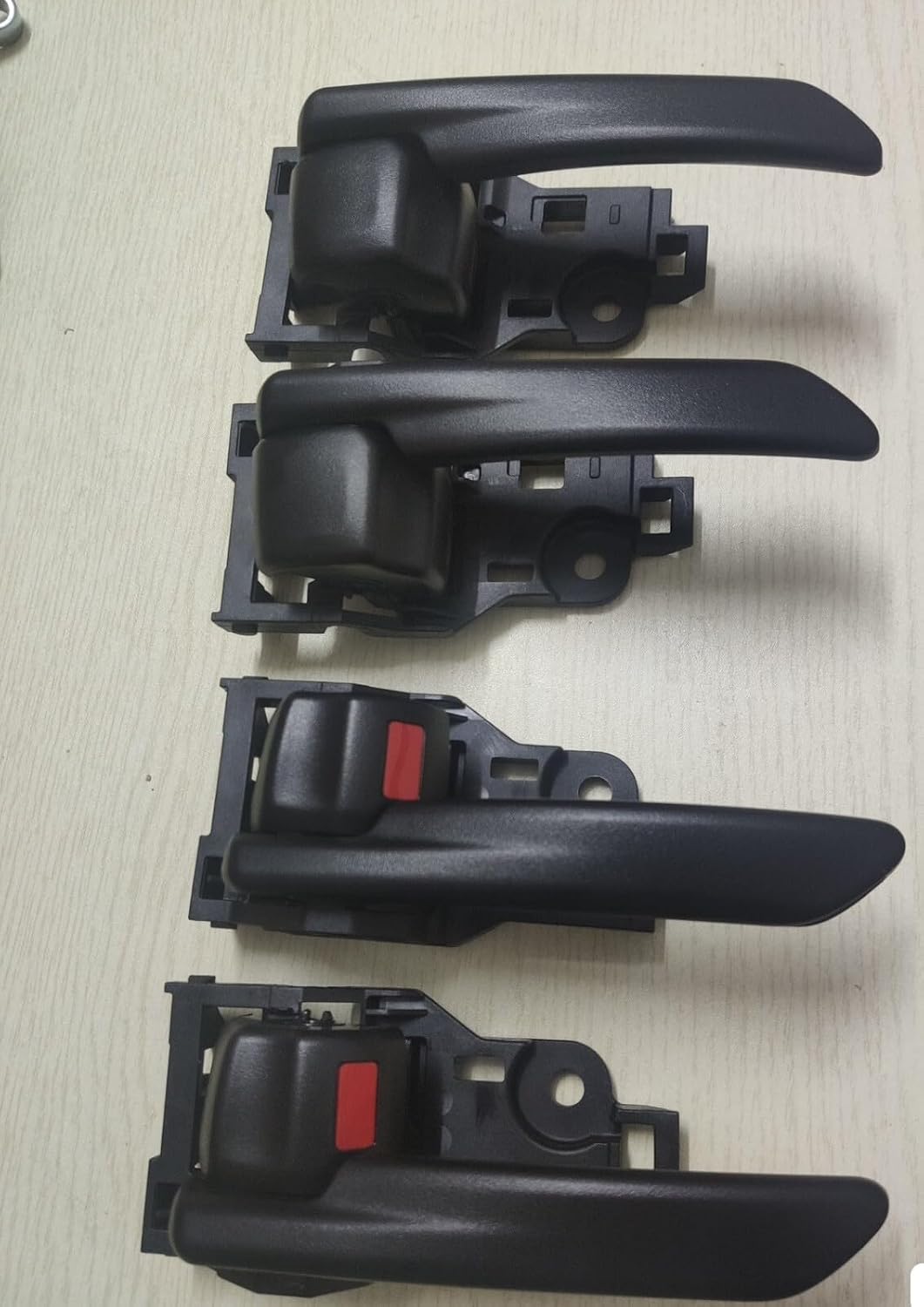 ya 4 8.14 OE Left Front/Rear Door Inner Handle for Toyota Highlander, for Corolla, RAV4