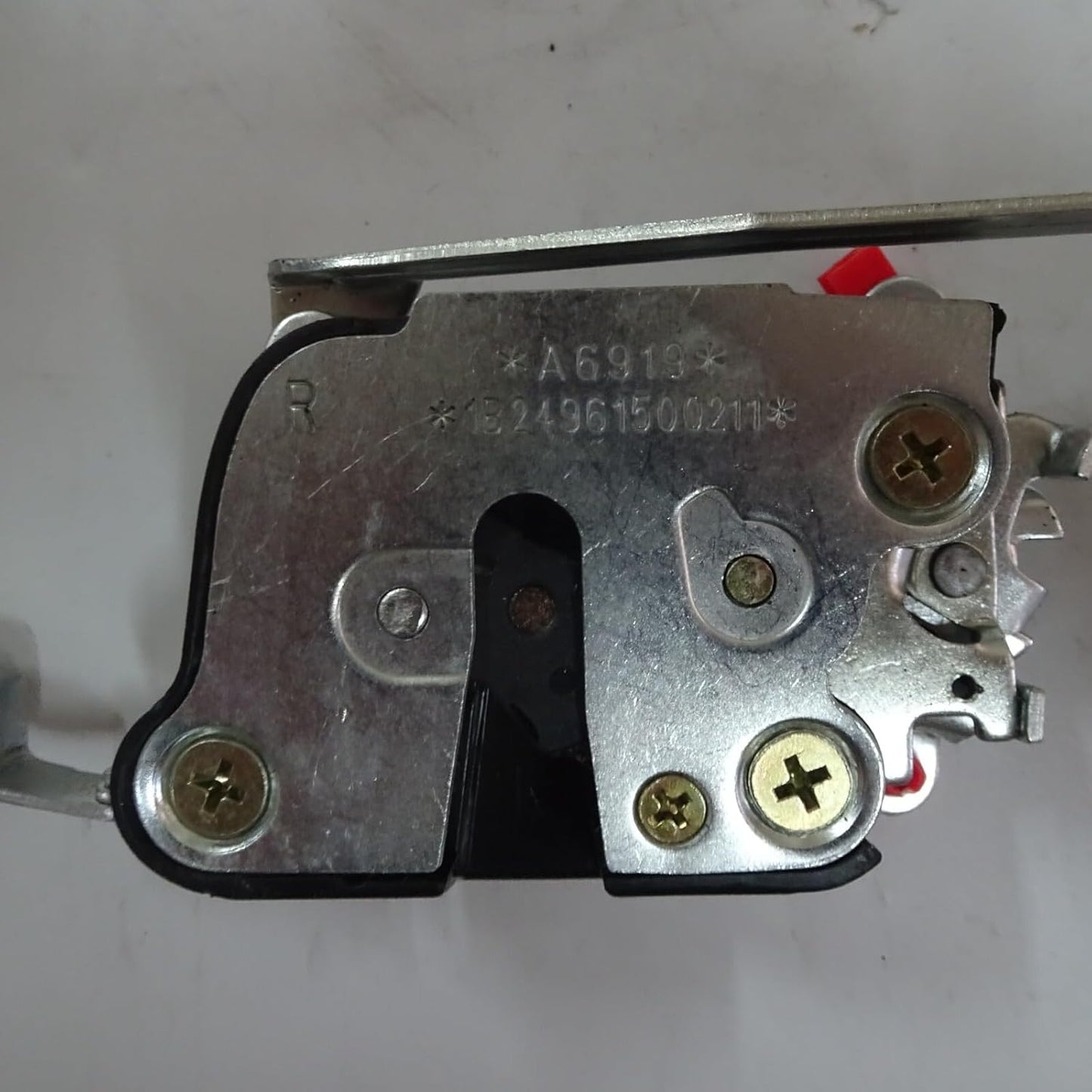 ya 5 8.10 FOTON Door Lock Body Right 1B24961500211