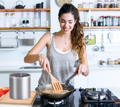 ya 14 9.20 baidi Stainless steel grease container with removable strainer and sealing lid.-1