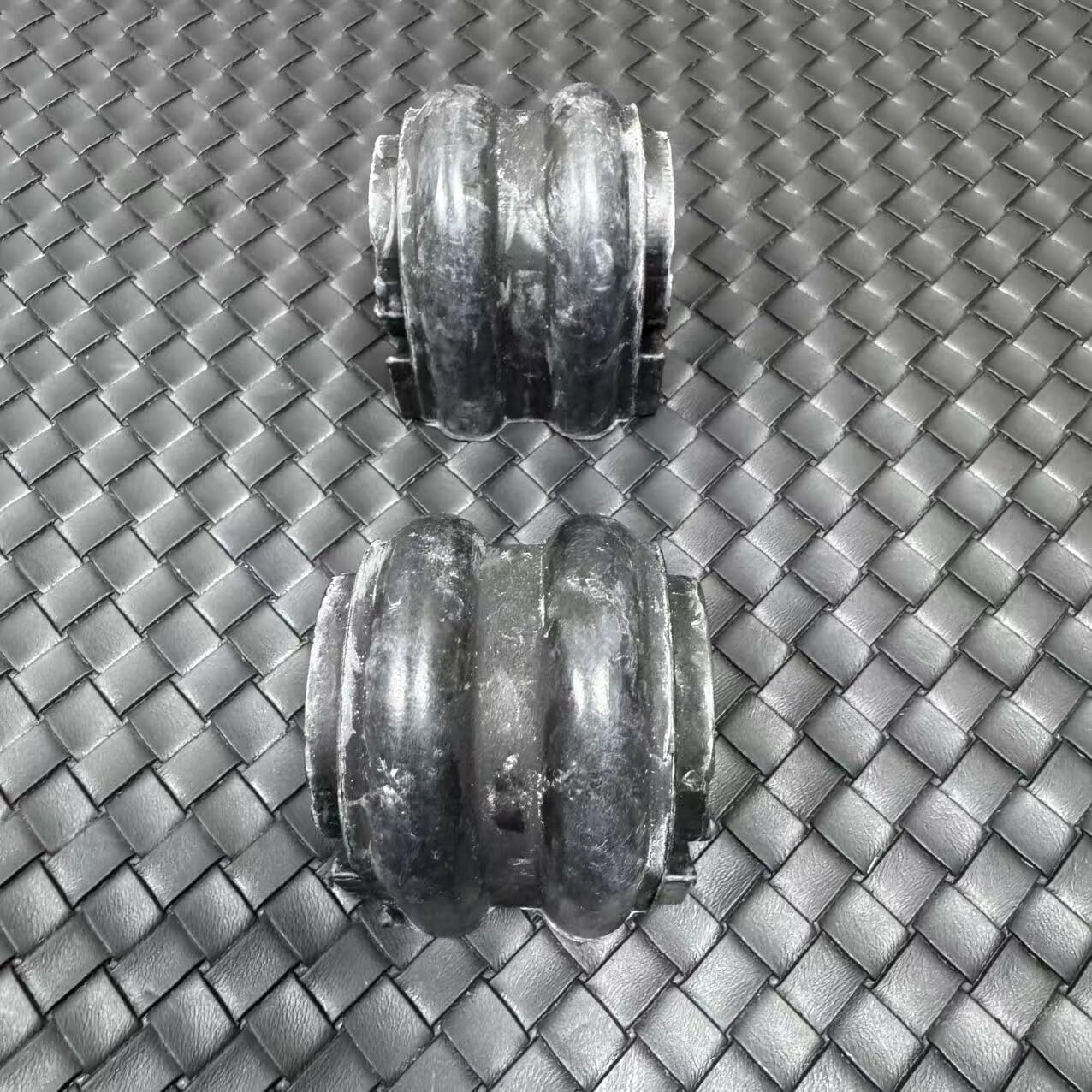 ya 5 8.10 Front stabilizer bar Bushing kit for Chevrolet Sonic 2012-19