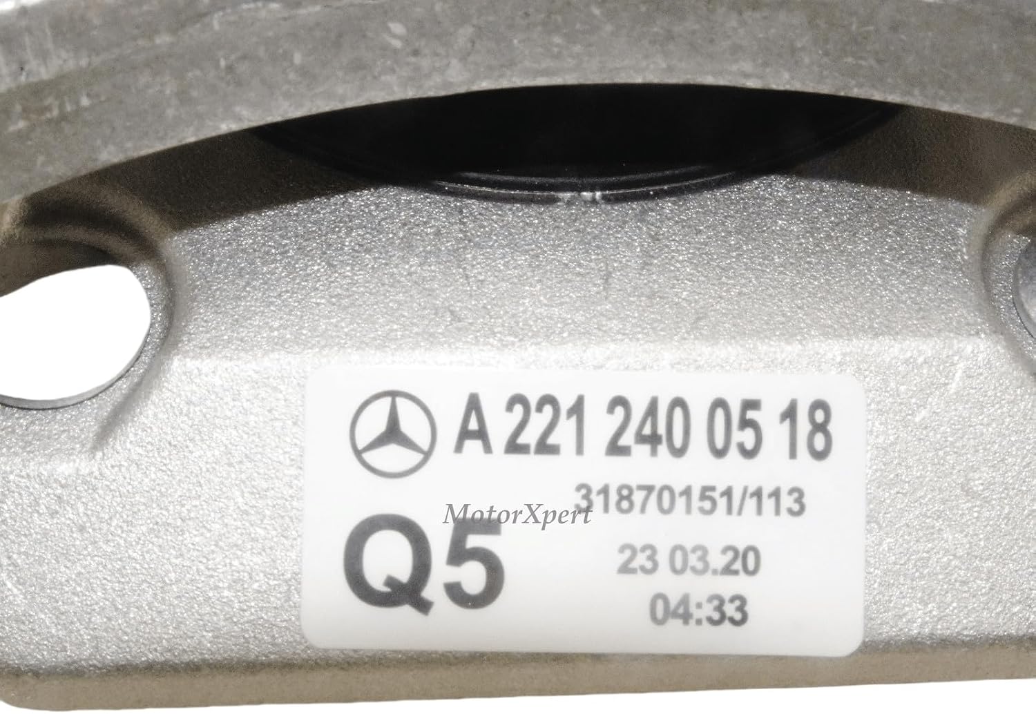 ya 2 8.15 2212400518 Transmission Mount OE for Mercedes E350 E400 E500 E63 AMG 250CDI