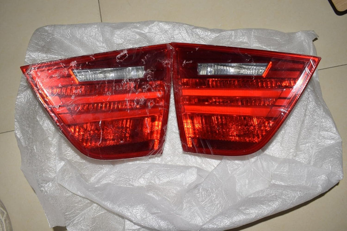 ya 10 9.16 zhengce for BMW 3 E91 320i 2009 RHD Rear Left and Right Interior Lights 7154161, 71