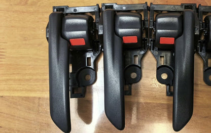 ya 4 8.14 OE Left Front/Rear Door Inner Handle for Toyota Highlander, for Corolla, RAV4