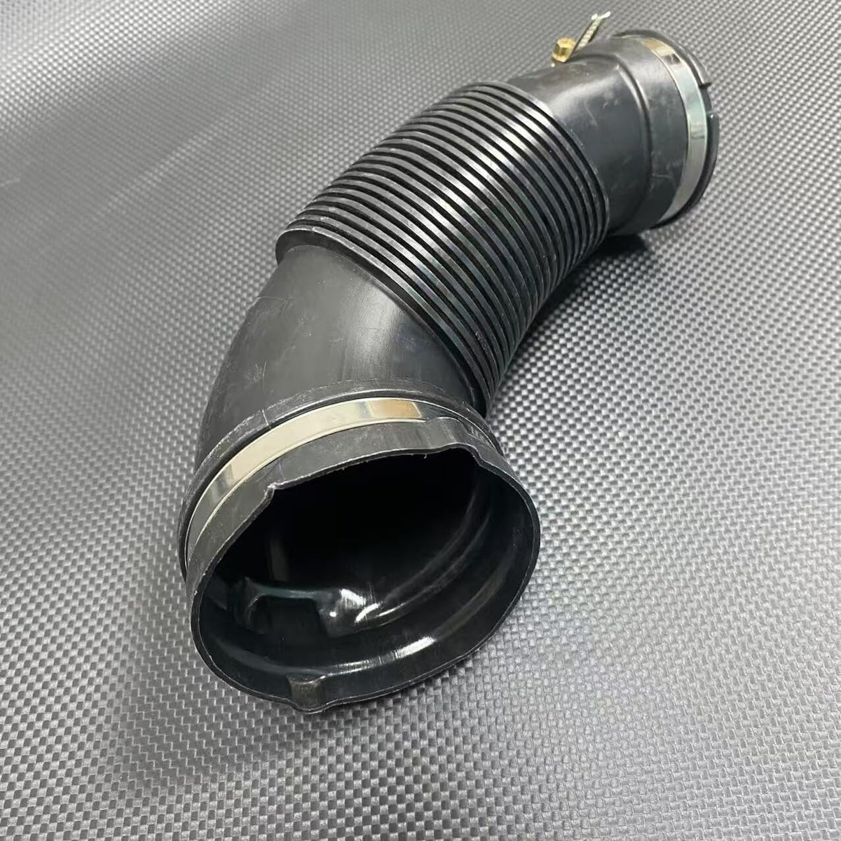 ya 10 9.16 baidi 06H129629J Air Intake Tube for Audi A4 15
