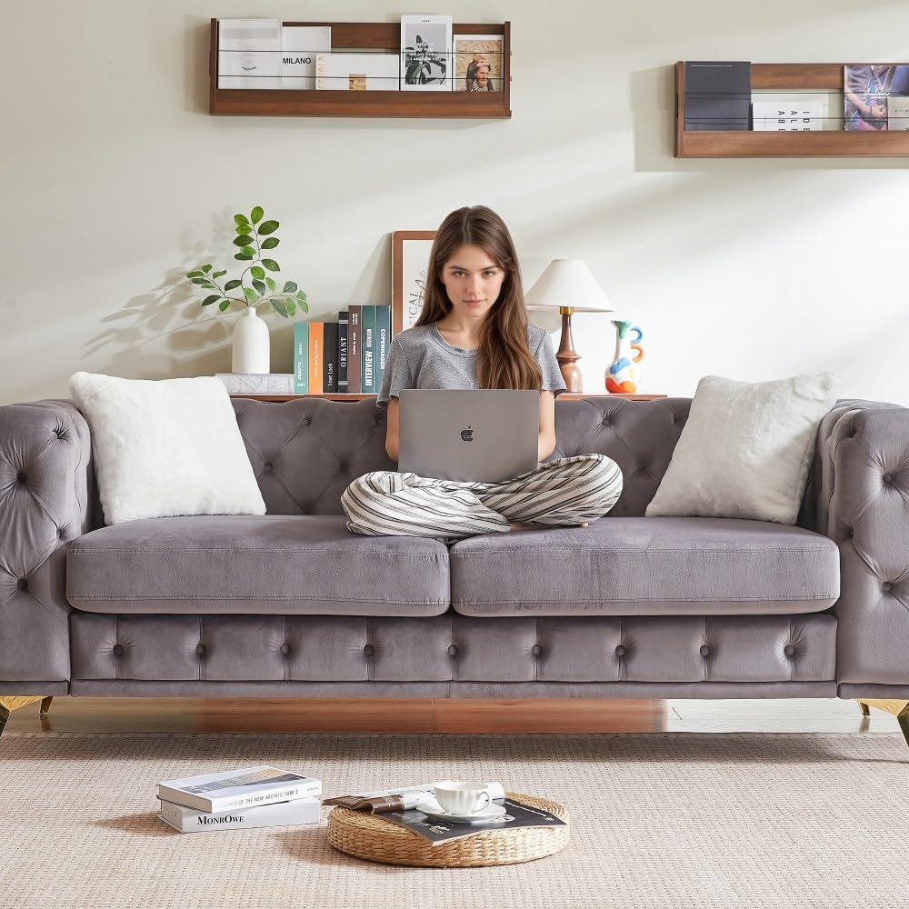 ya 28 10.13 baidi 82.5-inch Deluxe Grey Velvet Sofa - Chesterfield Tufted Buttons, 2 Pillows