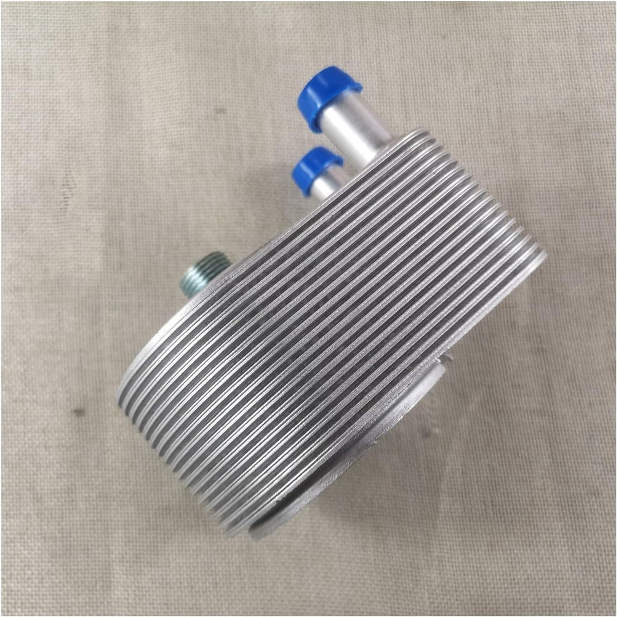 ya 12 10.8 baidi Car Engine Oil Cooler Housing with Central Axis Sensor Assembly for Chrysler 300