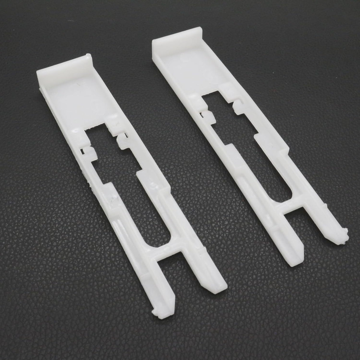 ya 4 8.14 4Pcs Fits for 01-07 for Buick for Pontiac 10318847 Headlight Mount Panel Retainer Clips