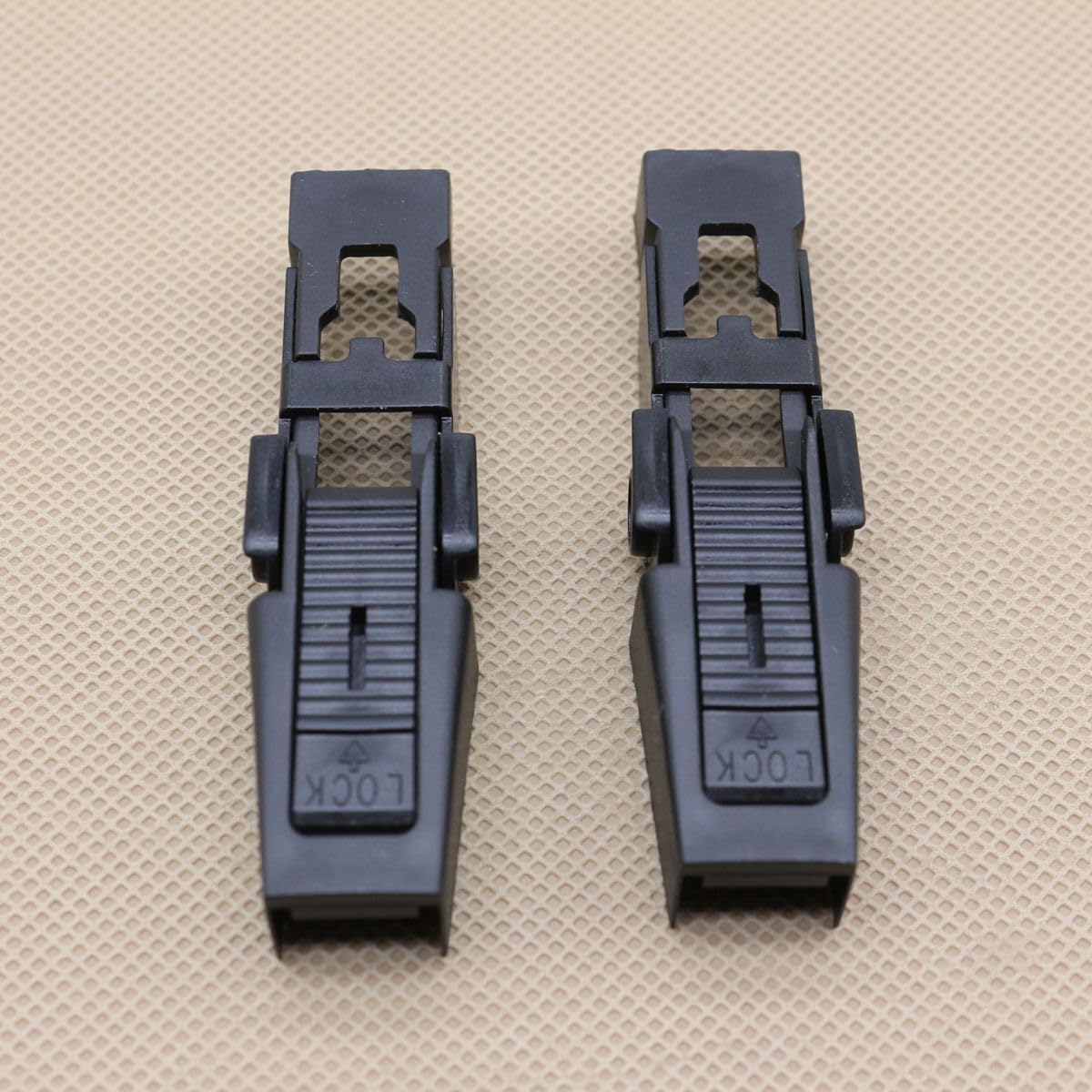 ya 2 8.15 2-pack front win for DS hield wiper blade holder DKW100020 for Land Rover Discovery 2