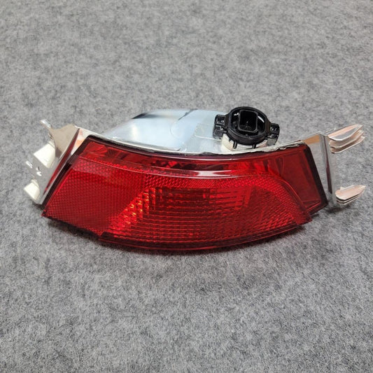 ya 4 8.10 Left Rear Fog Lamp for Land Rover LR095709 LR043985 14-22