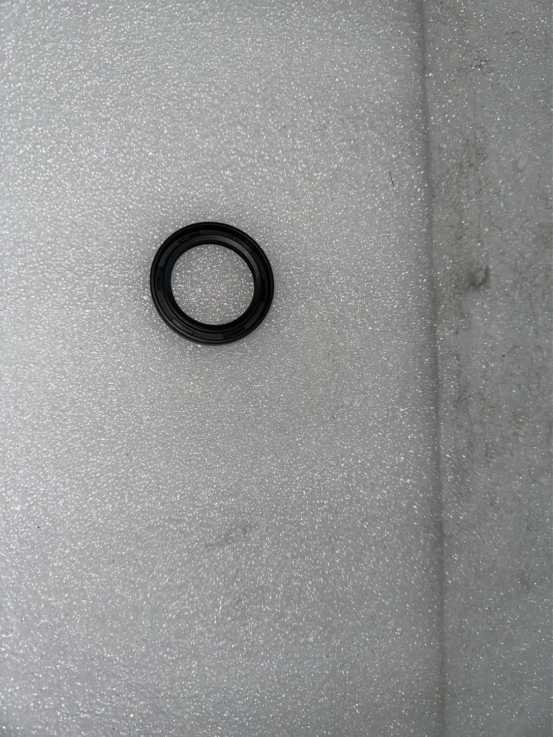 ya 12 10.8 baidi Engine Camshaft Seal for Toyota for Land Cruiser for Corolla Hilux Prado 90311-32020