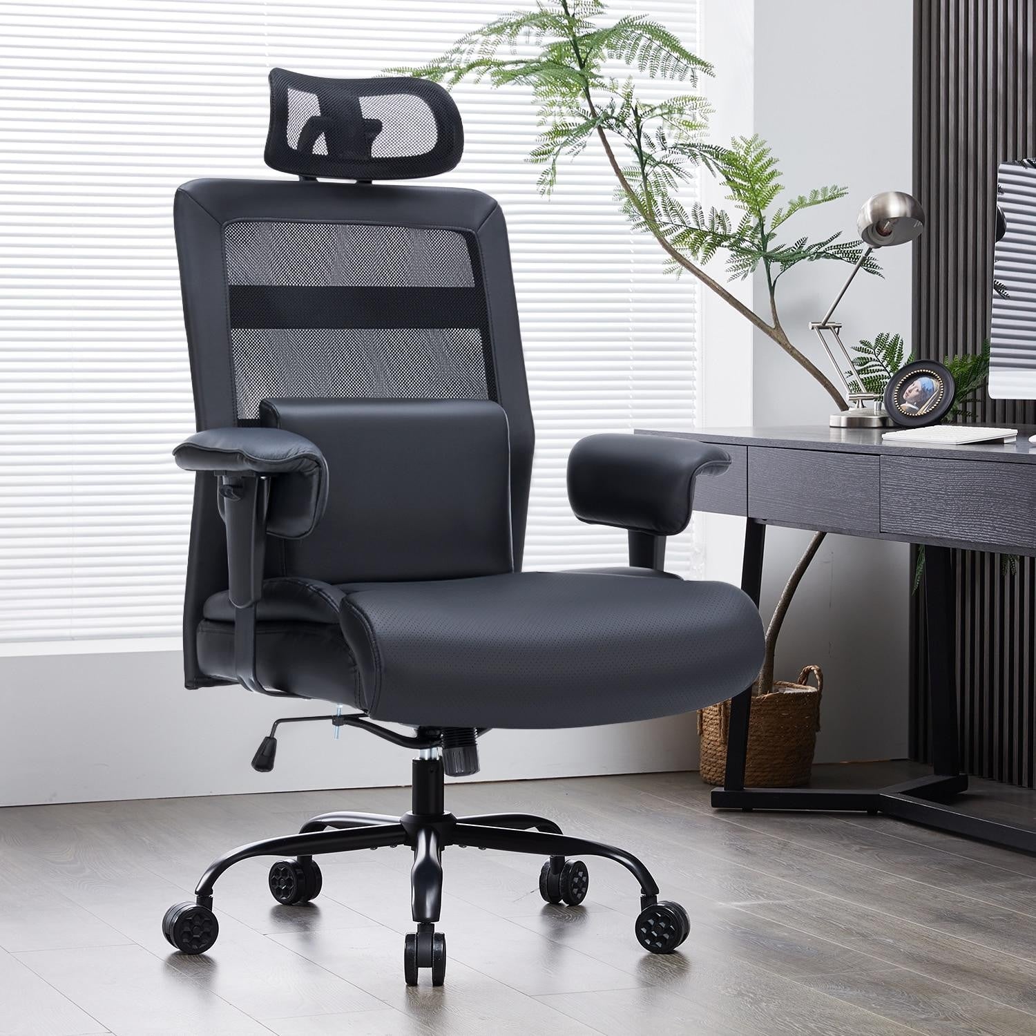 ya 16 Black 600lbs Heavy-Duty Mesh Desk Chair - Extra Wide Seat & Lumbar Support