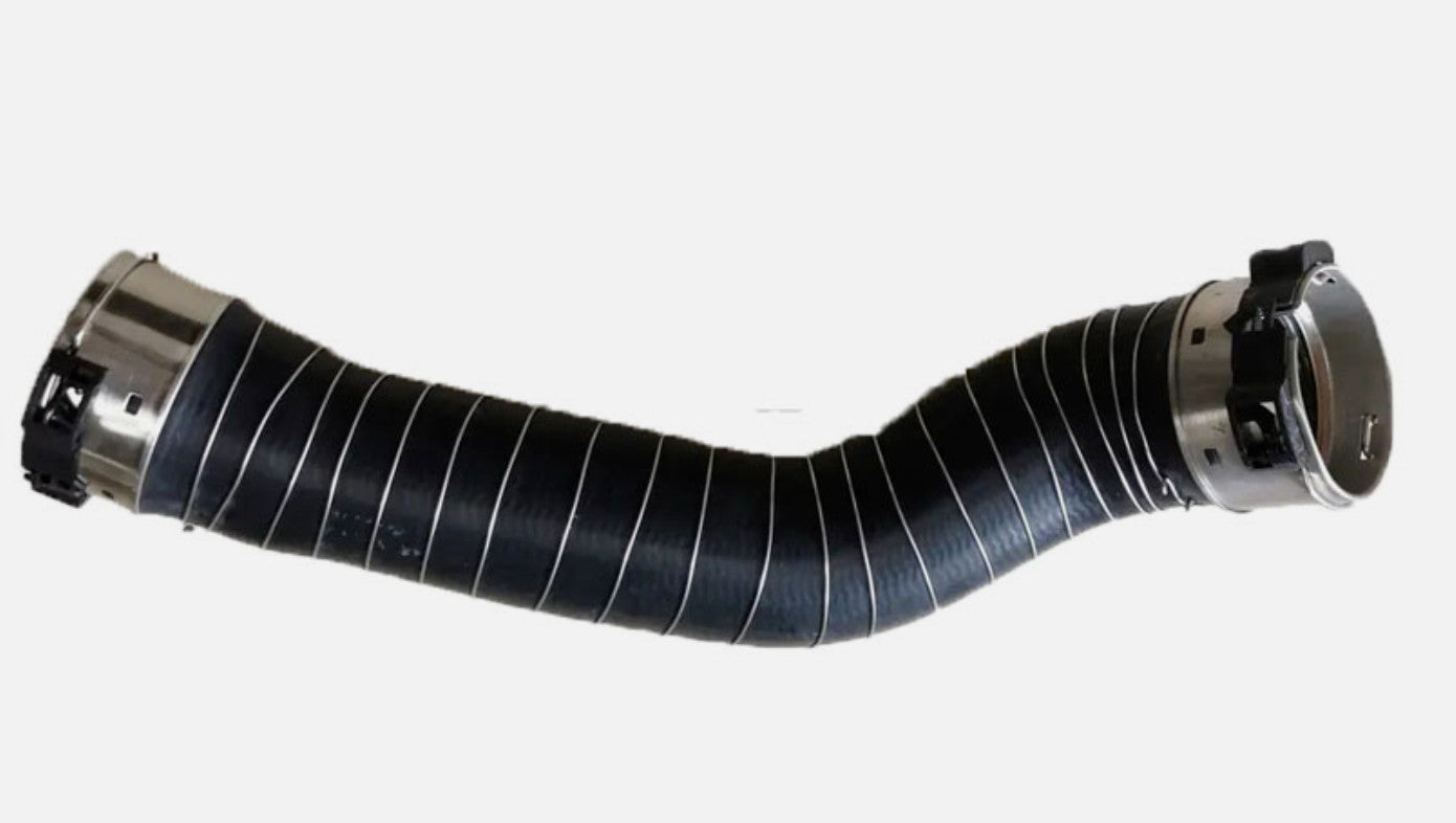 ya 5 8.7 144633XN8A Turbo Intercooler Hose for Nissan S NV350 14463-3XN8A Air Inlet Pipe