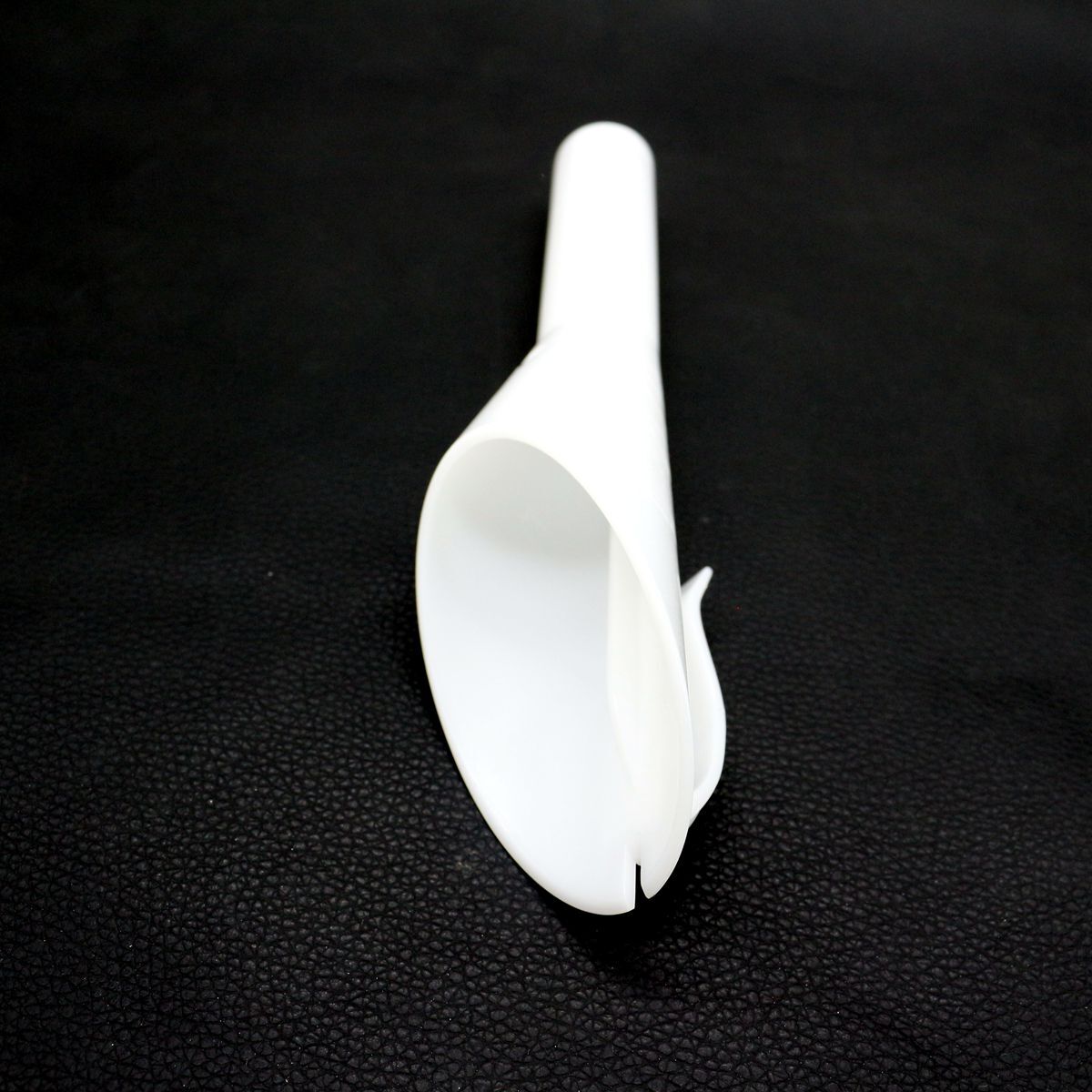 ya 5 8.7 New emergency capless fuel filler funnel 1782177 1833948 for Ford F-150