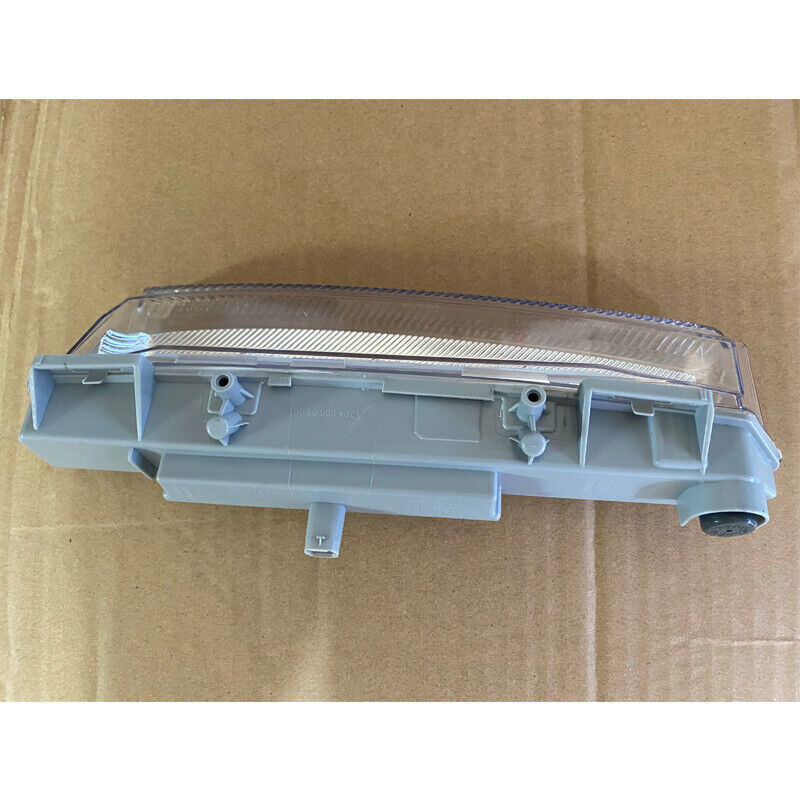 ya 1 8.5.2 2-piece Left&Rihgt LED daytime running lights fog lights suitable for Mercedes A B-Class W246
