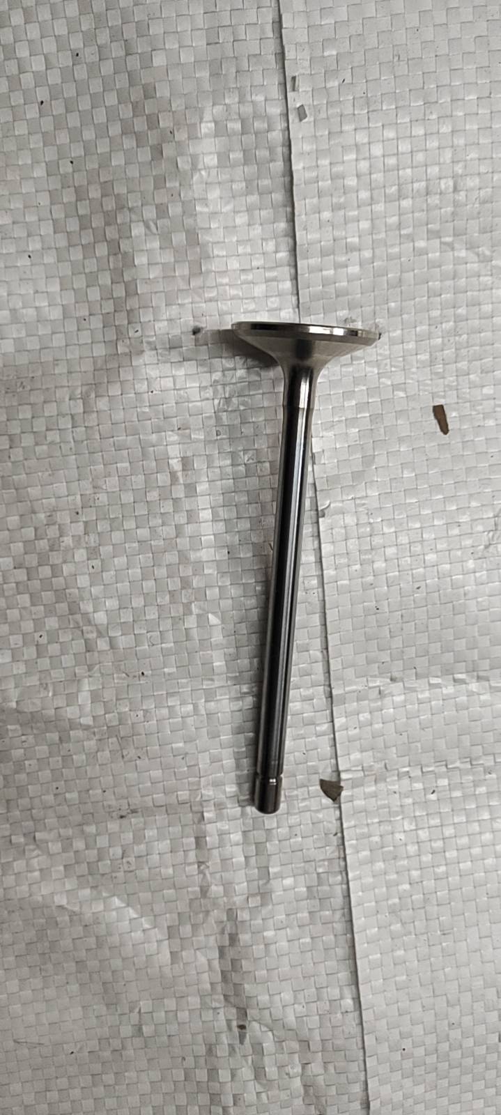 ya 5 6.16.2 Valve for Chevrolet 12684736