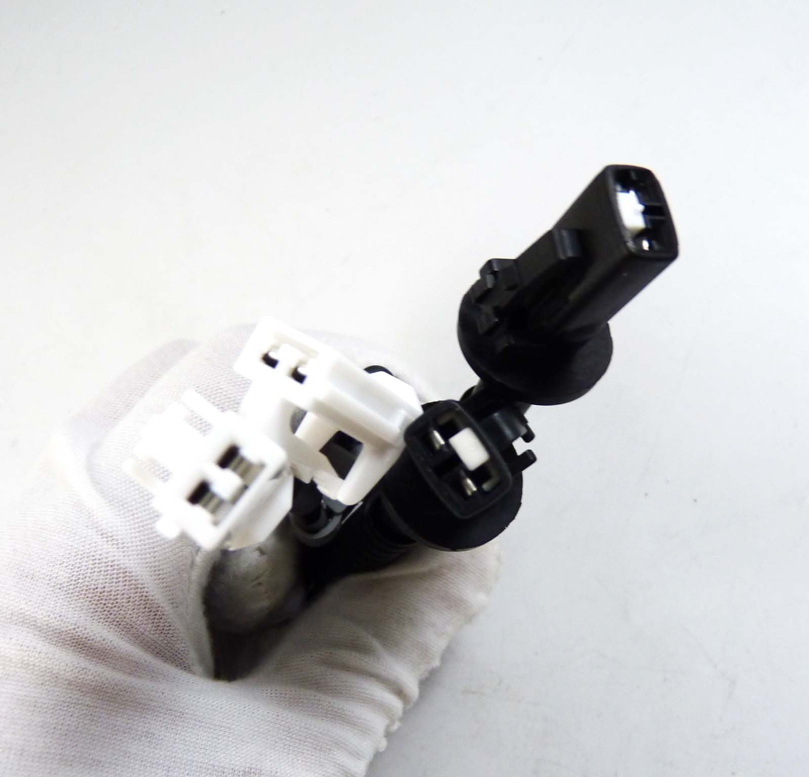 ya 1 8.5.2 New front and rear left wheel ABS speed sensors suitable for modern for Tucson for Kia 