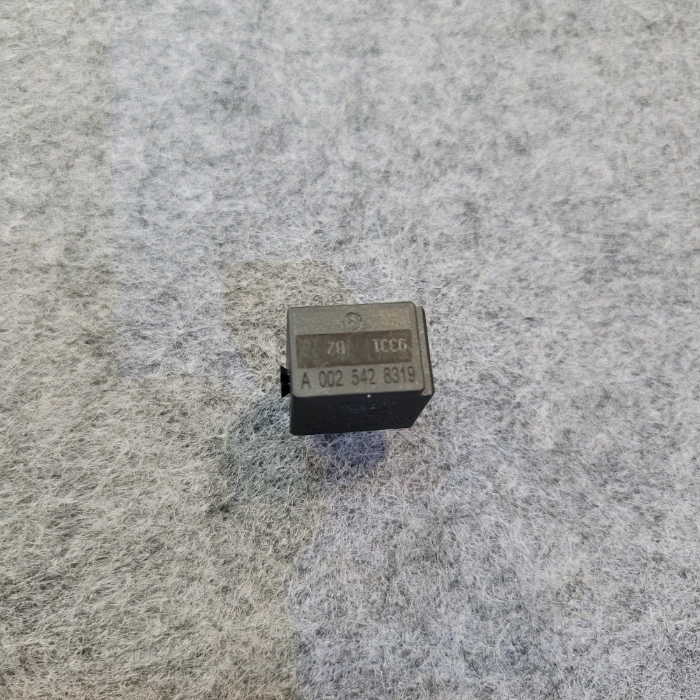 ya 2 6.30 for Mercedes e220 CDI w212 2014 Multipurpose relay