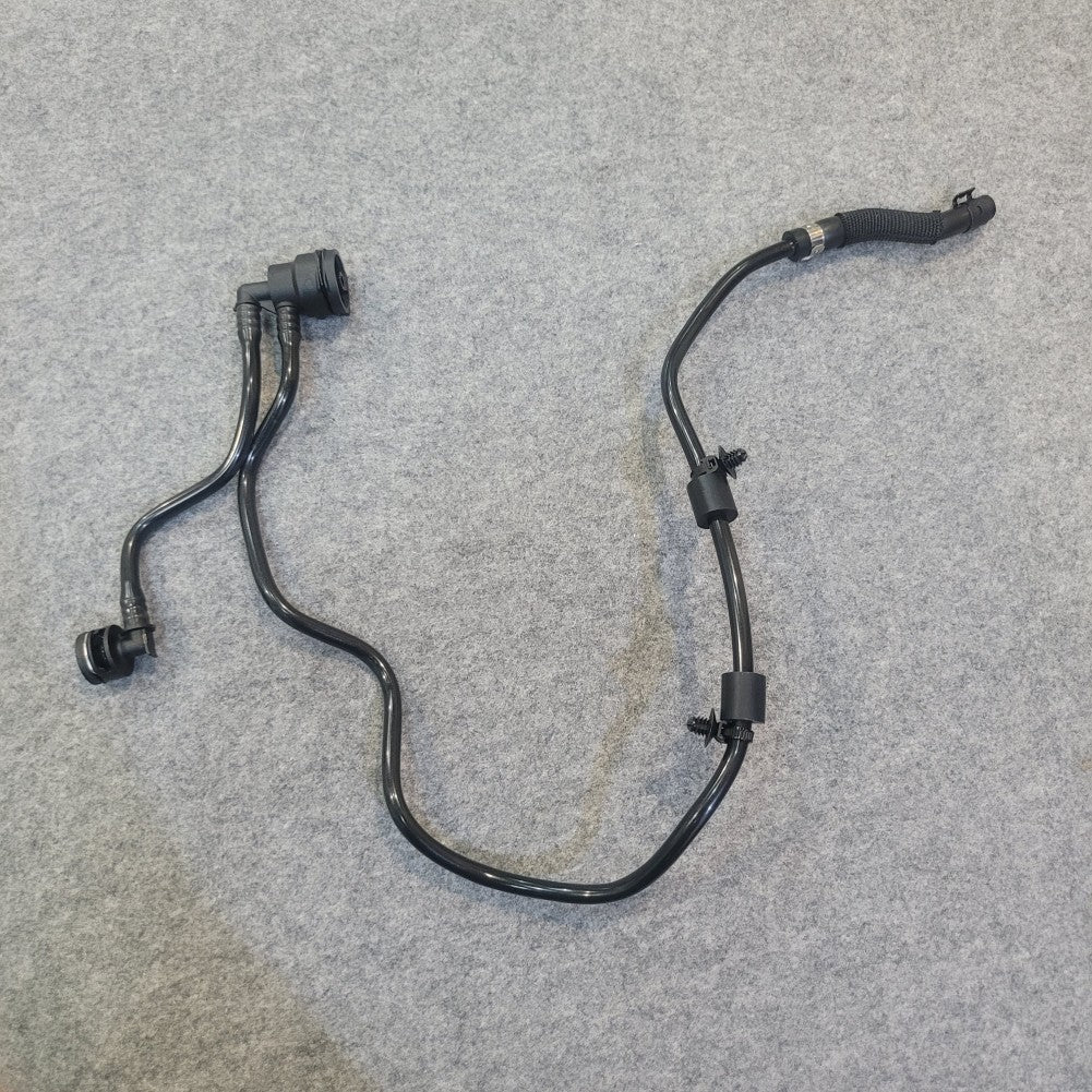 ya 11 6.8 Engine coolant overflow hose for Mercedes w205 c300 15-18