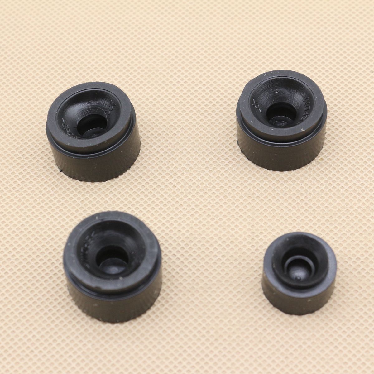 ya 1 8.5.1 4pcs Engine Hood Mounting Rubber Grommets 06J103226A 07C103226B for Audi for VW for Skoda 