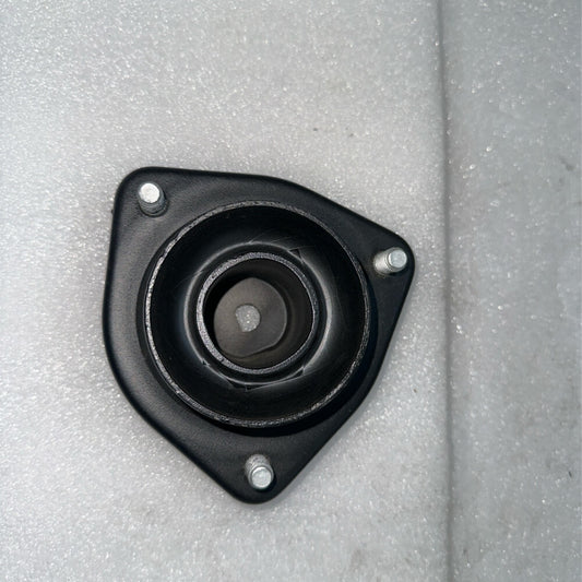 ya 1 7.4 Rear Left / Right Suspension Strut Mount for Nissan for Altima 1993-2001 L4 2.4L