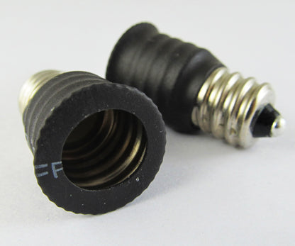 ya 14 1x LED Light Bulb Lamp Converter US E12 Male To EU E14 Female Candelabra Socket