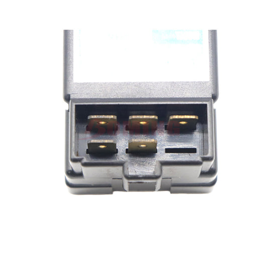 ya 1 8.5.2 15694-65992 Suitable for 12V light plug S81NL light timing relay 15694-65990
