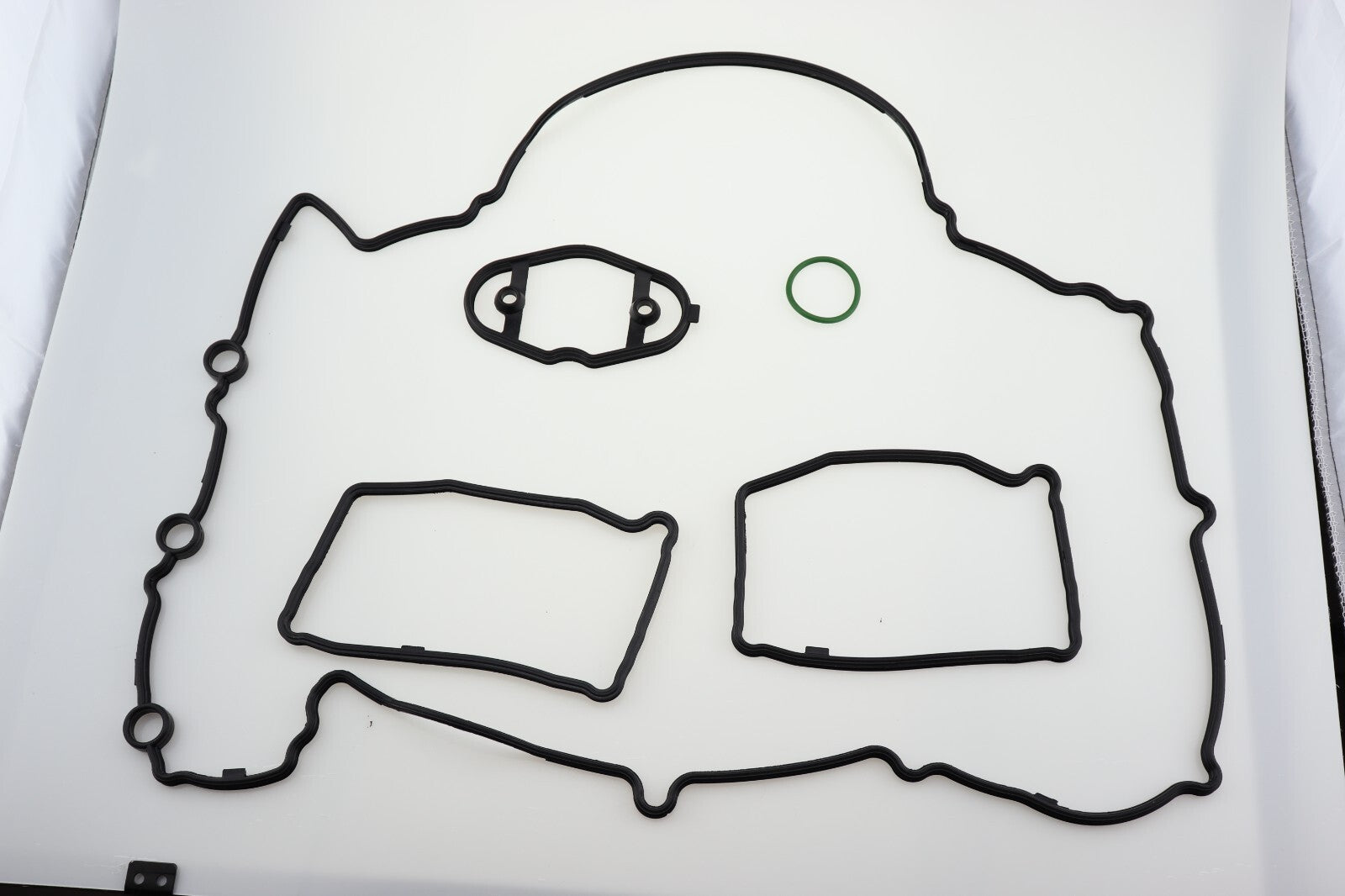 ya 1 8.5.4 1 set valve cover gasket kit for F10 F20 F30 F31 F25 engine 11127588418