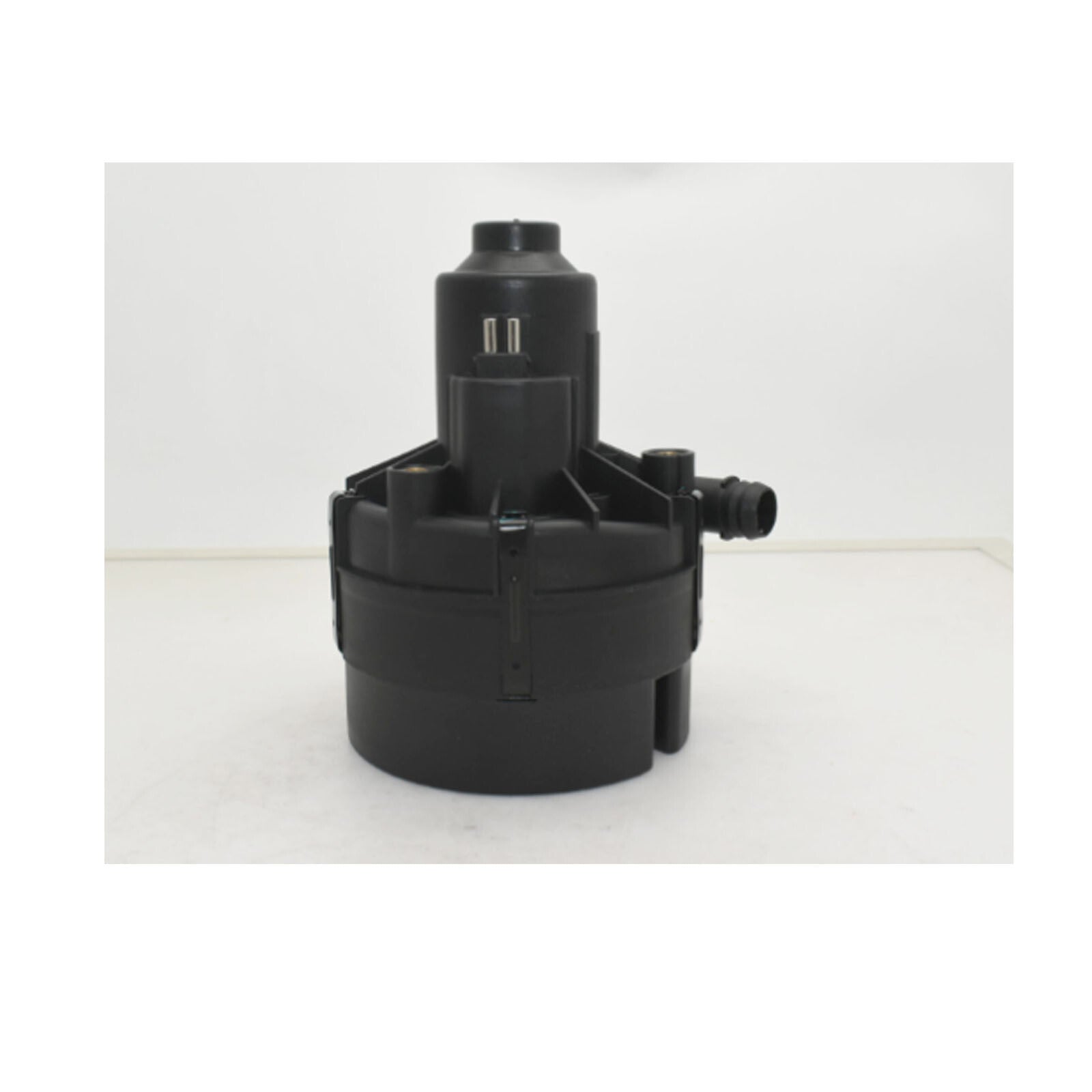 ya 5 8.7 0580000037 Smoke Secondary Air Pump for Mercedes W204 C63 AMG E55 S55 SL55 S600