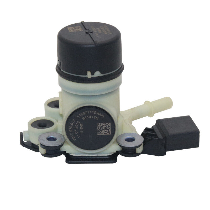 ya 27 7.2 Adblue pumps F01C070013, F01C250151, and F01C070012-00 are suitable for Mercedes-Benz vehicles manufactured between 2013 and 2017.