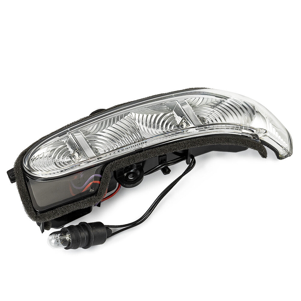 ya 2 6.26 Left door mirror turn signal light for Mercedes-Benz W463 G350 G500 G55 AMG