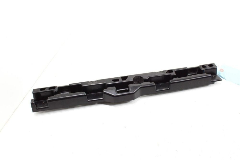 ya 5 8.7 Rocker Molding Support Bracket for BMW G30 530i 540i 2017-2023