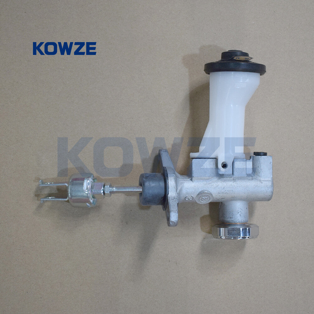 ya 5 8.7 Clutch Master Cylinder Assy for Toyota for 4Runner Hilux Surf for Land Cruiser 90