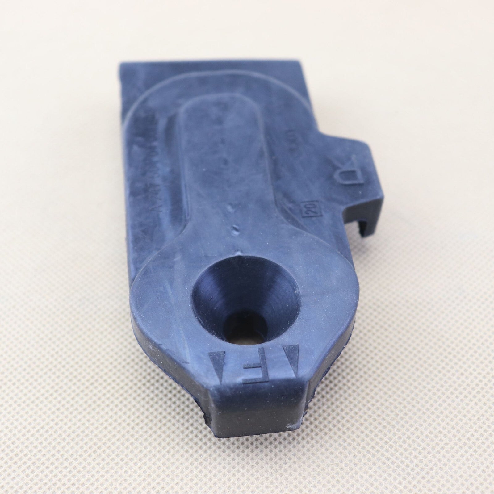 ya 1 8.5.2 A2475040400 for A W177 radiator right elastomer bearing 