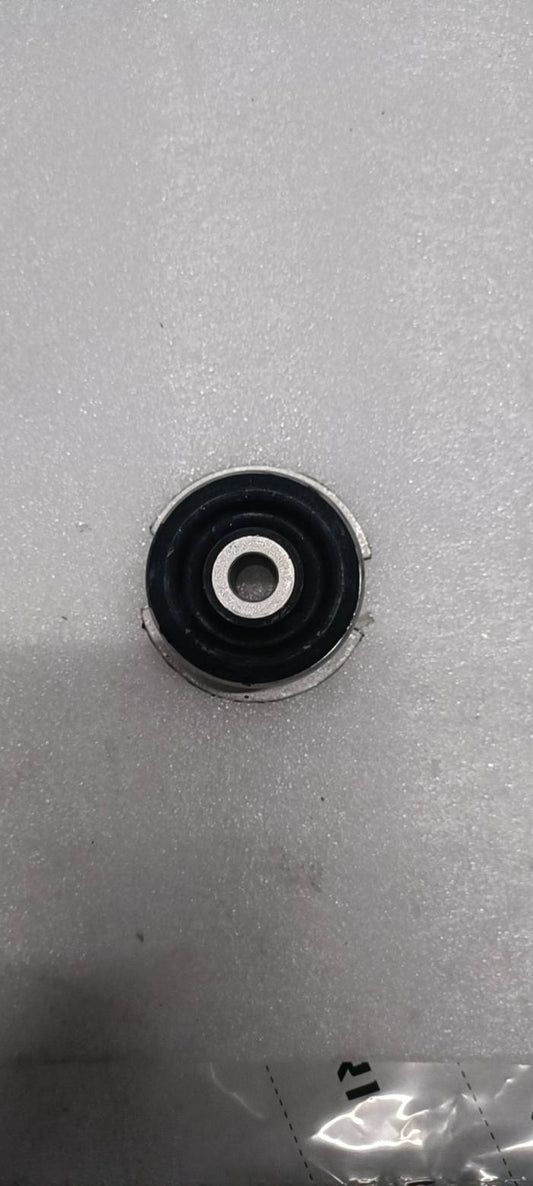 ya 1 7.1 Trailing Arm Bushing Rear for BMW X3 33326770786