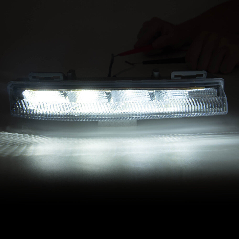 ya 1 8.5.2 for Mercedes W204 W212 R172 Front Left Daytime Running Fog Light LED 2049068900