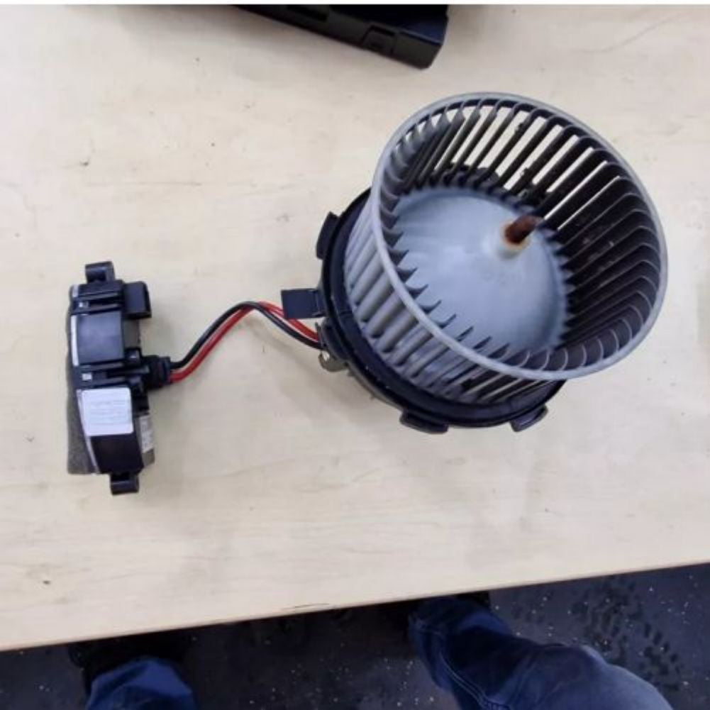 ya 6 6.12 8T0820521E Blower Motor Resistor for Audi A5 Quattro 2013-2017